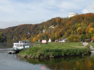 Kelheim mit Donau und Befreiungshalle